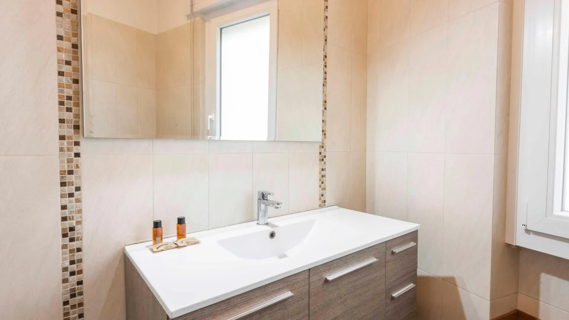 Quintino Sella By Mmega Apartment Florence